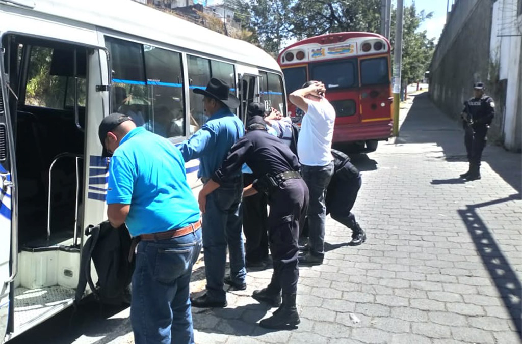 47 arrestations ont été opérées à El Salvador, parmi lesquelles 18 avaient des liens avec des organisations criminelles telles que la « Barrio18 » et la « MS-13 ».